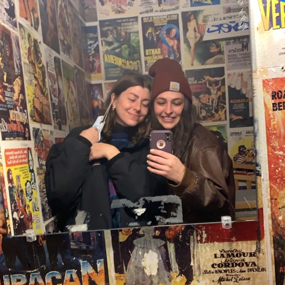 Meet your Posher, Carey - Picture 1 of 1